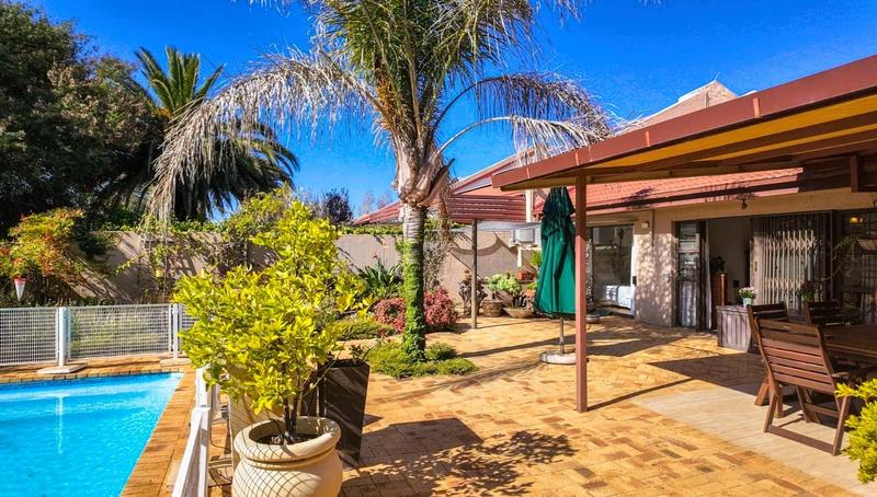 4 Bedroom Property for Sale in Helicon Heights Free State